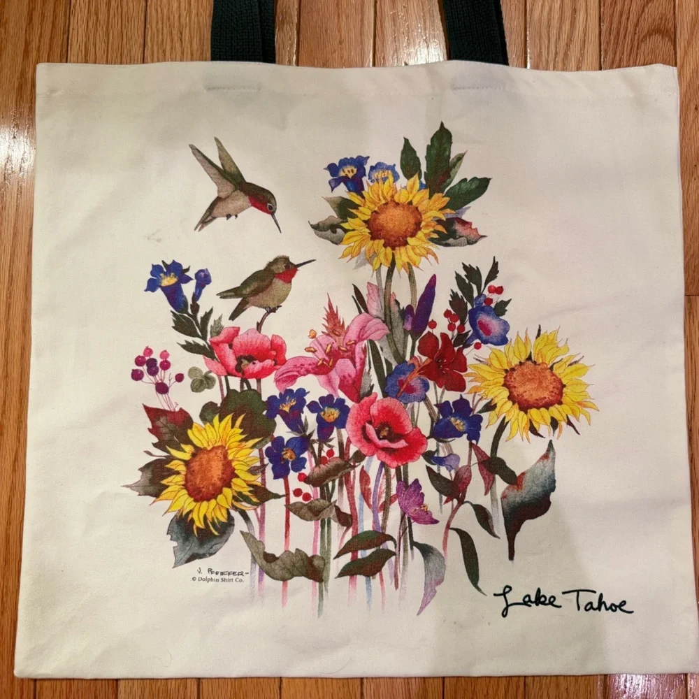Lake Tahoe Floral Hummingbird Tote Bag with Green Handles clean inside